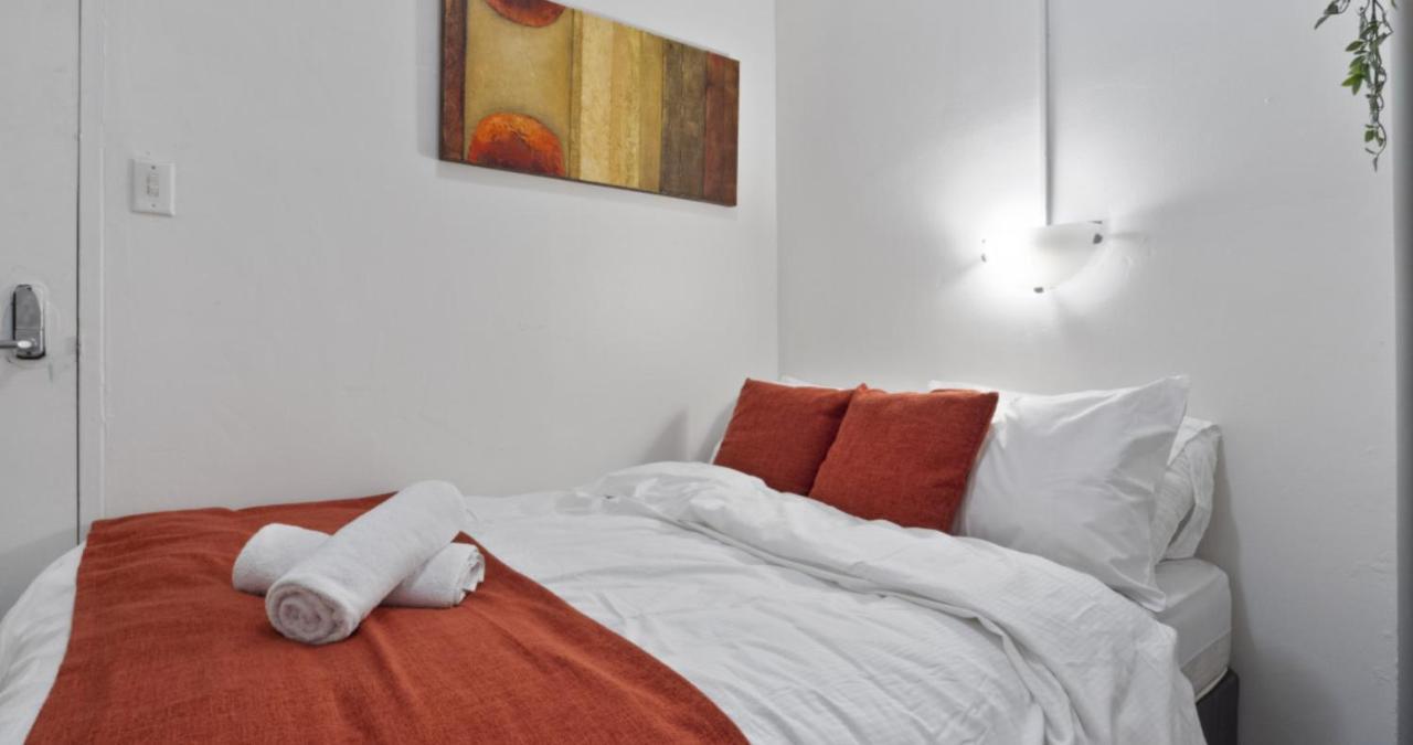 Hotel 64 Sydney Buitenkant foto
